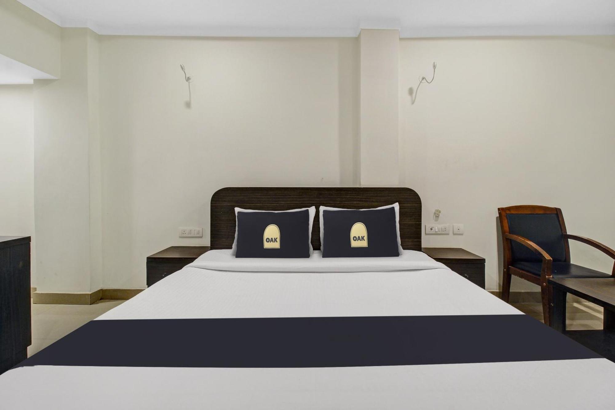 Super Townhouse Oak Lb Nagar Ramoji Hotel Hyderabad Exterior photo