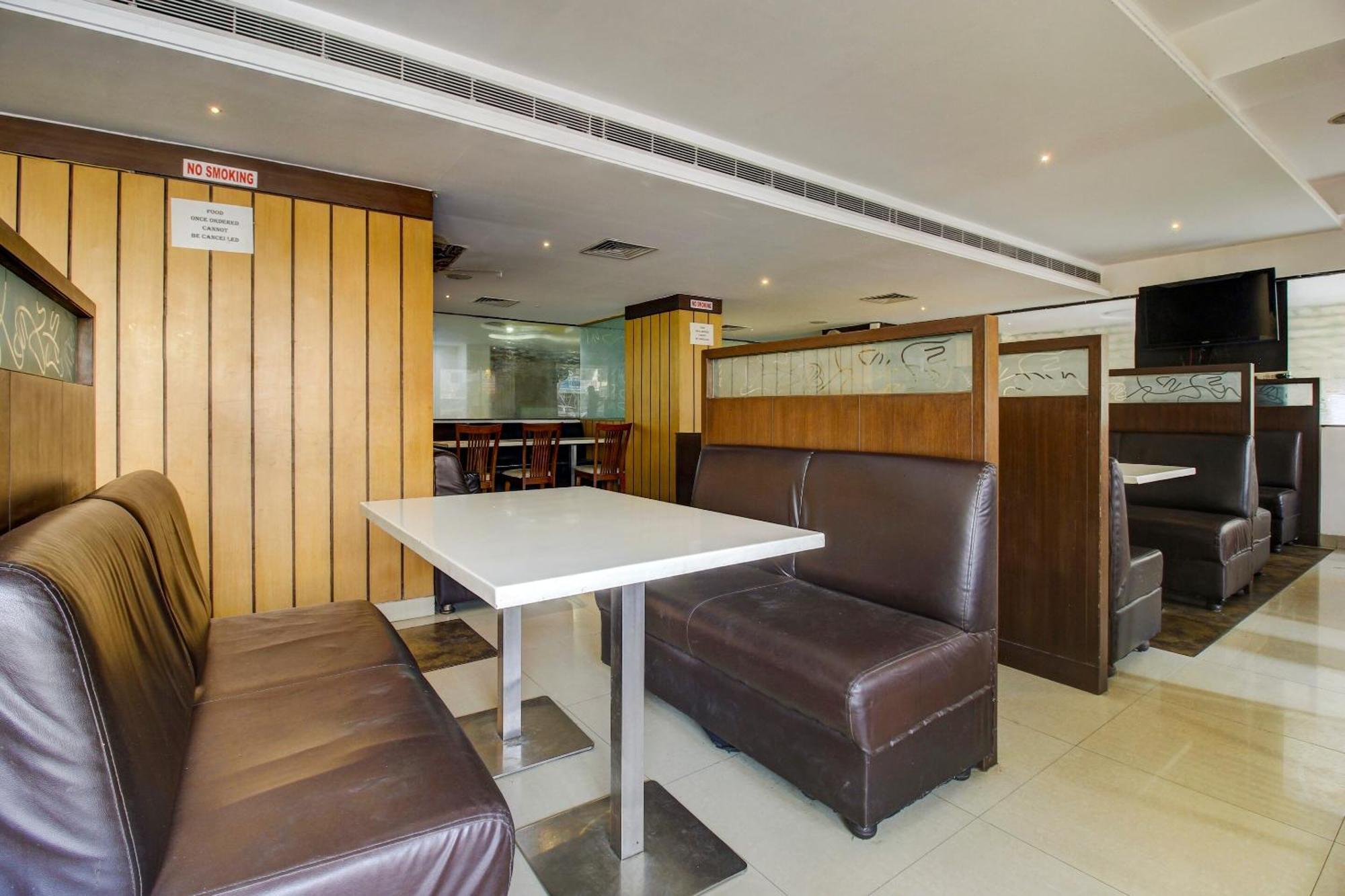 Super Townhouse Oak Lb Nagar Ramoji Hotel Hyderabad Exterior photo